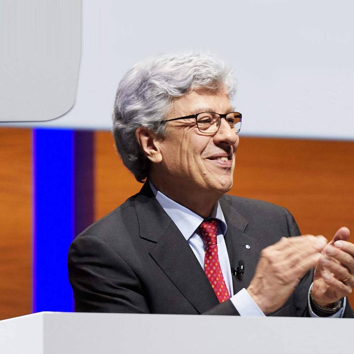 stage michel lies stage michel lies